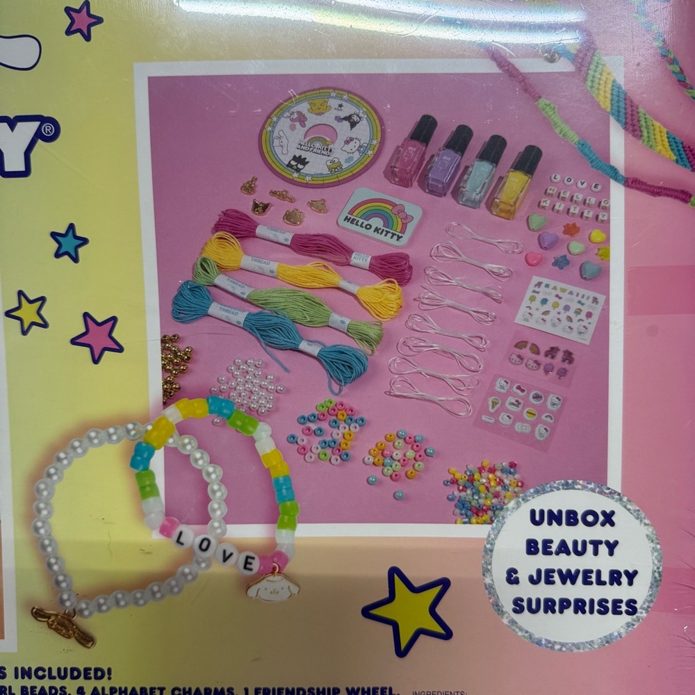 Hello Kitty and Friends Rainbow Advent Calendar - Picture 3 of 7
